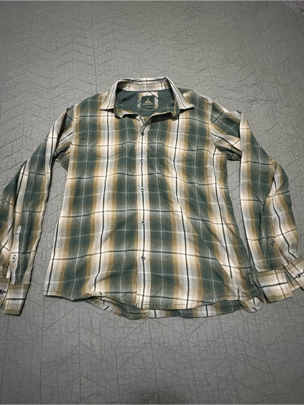 PrAna Flannel Shirt Men’s Medium Green Plaid Organic Cotton Button Up